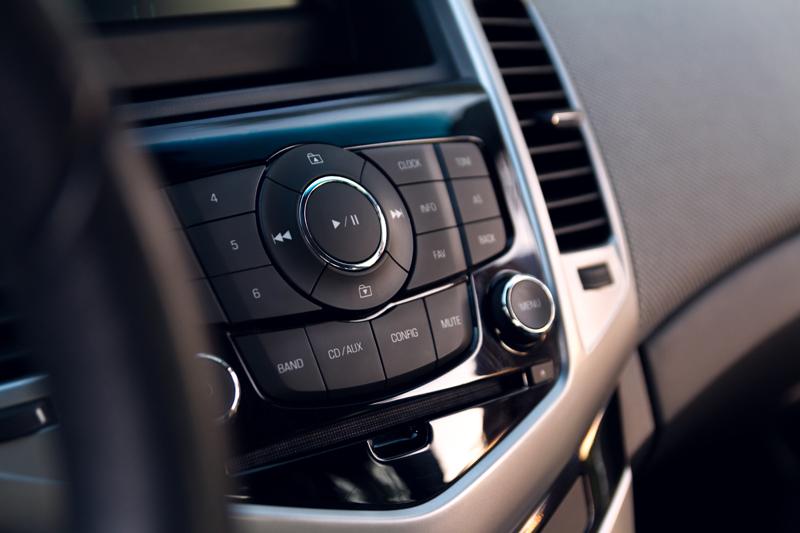 Door Panels and Dashboard Repair Miami